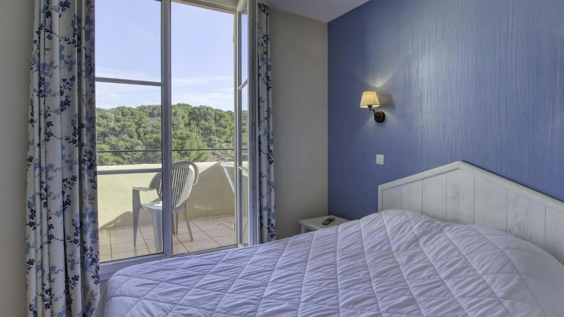 Apartment Les Rivages De Coudouliere-7 By Interhome Six-Fours-les-Plages